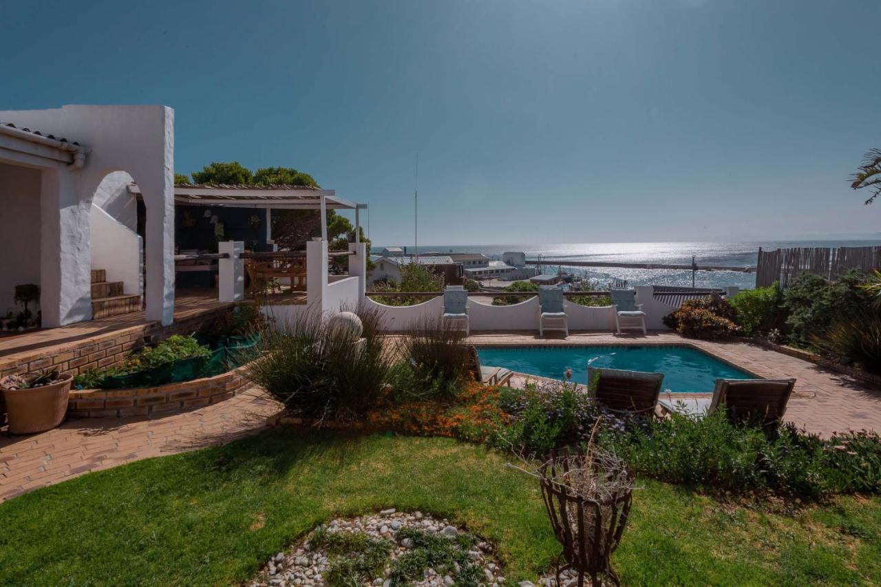 Saxon Lodge Gansbaai Exterior photo