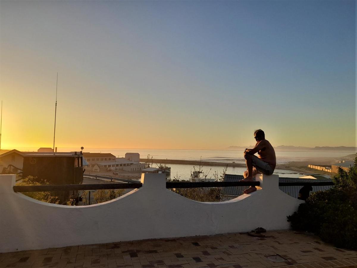 Saxon Lodge Gansbaai Exterior photo