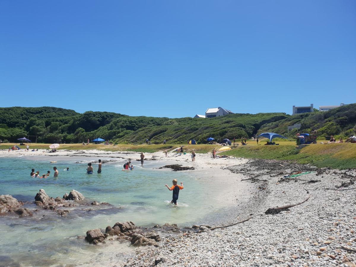 Saxon Lodge Gansbaai Exterior photo